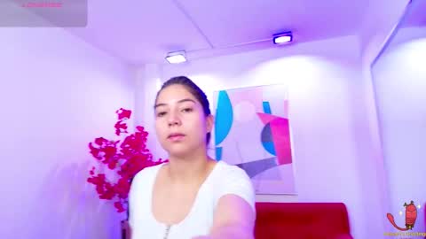 Ema louisx  online show from September 2025 12:29:01 PM