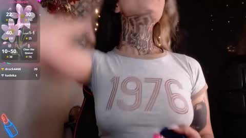 ema_ploxx online show from October 2025 05:42:02 AM