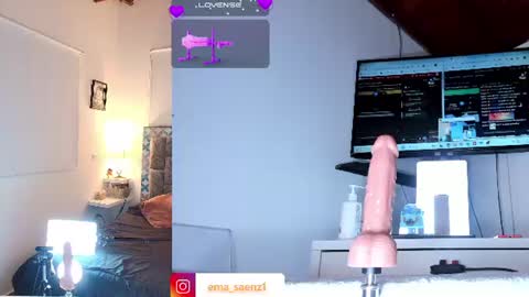 Snapshot of ema_saenz_ chatting on June 2026 04:10:01 AM Sofia online show from June 2026 04:10:01 AM