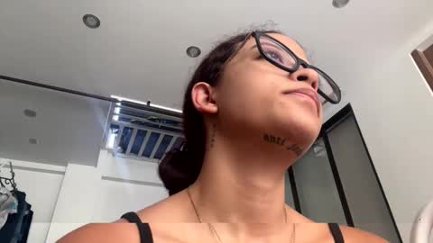 Snapshot of emaandemely chatting on September 2025 07:08:02 PM emaandemely online show from September 2025 07:08:02 PM