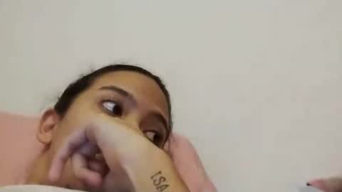 Snapshot of emaandemely chatting on October 2025 04:57:01 AM emaandemely online show from October 2025 04:57:01 AM