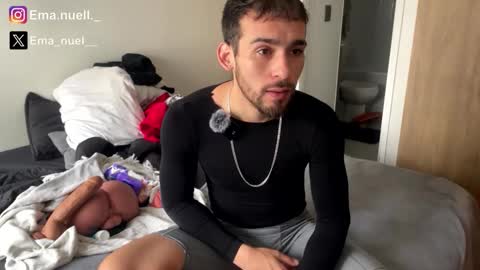 emanuell___ online show from April 2026 01:12:01 PM