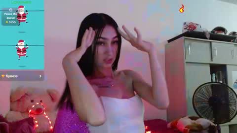 Snapshot of ember57607 chatting on November 2025 10:33:02 PM ember57607 online show from November 2025 10:33:02 PM