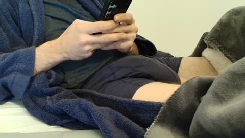 EmberDominus online show from October 2025 08:20:01 PM