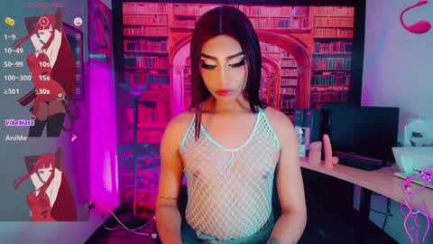 Snapshot of emeli_roushot chatting on May 2026 11:26:02 AM Emeli online show from May 2026 11:26:02 AM