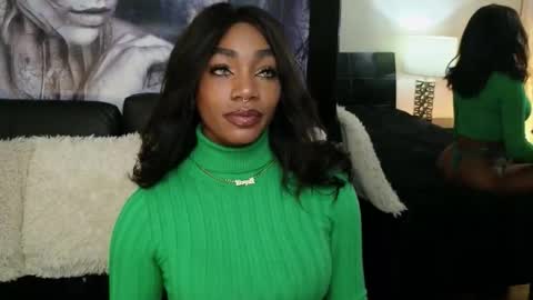 Snapshot of emely_brandon_ chatting on September 2025 09:20:01 AM anyelii online show from September 2025 09:20:01 AM