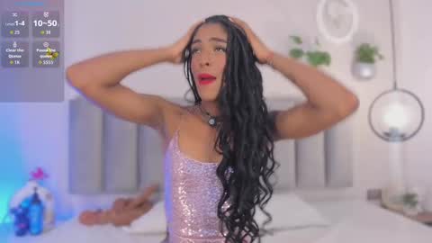 Snapshot of emely_deluxe chatting on October 2025 11:29:01 AM Emely online show from October 2025 11:29:01 AM