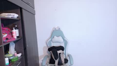 sabrina online show from December 2025 03:37:02 AM