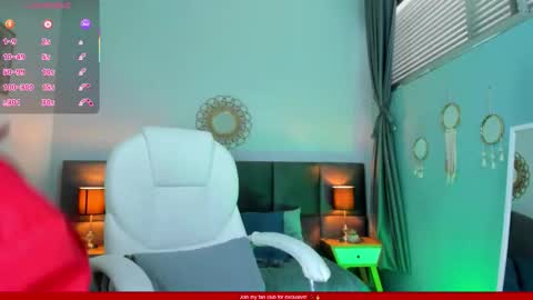 Esmeralda online show from March 2026 12:33:02 PM