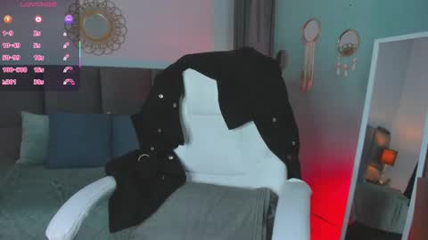 Esmeralda online show from March 2026 01:49:01 PM