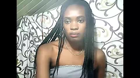 Snapshot of emerence9794 chatting on April 2026 01:48:02 PM Emerence9794 online show from April 2026 01:48:02 PM