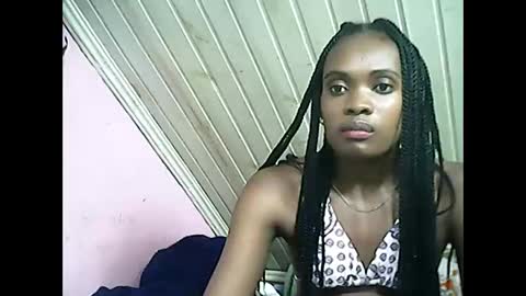 Snapshot of emerence9794 chatting on April 2026 07:20:02 PM Emerence9794 online show from April 2026 07:20:02 PM