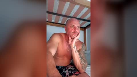 Snapshot of emersonfilho chatting on July 2026 01:45:01 AM emersonfilho online show from July 2026 01:45:01 AM