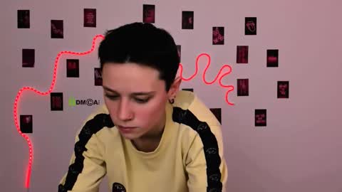 Snapshot of emi_fade chatting on February 2026 09:41:02 AM emi_fade online show from February 2026 09:41:02 AM