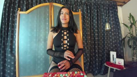 Emilia Gomez online show from February 2025 03:44:01 AM