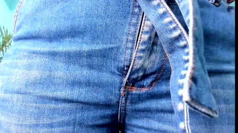 Emily online show from February 2025 11:31:01 AM