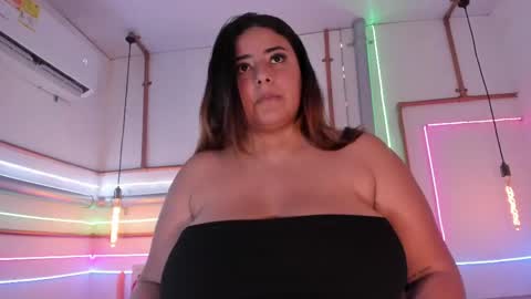 Snapshot of emiilygrace_ chatting on April 2026 03:13:02 AM Emiily Grace online show from April 2026 03:13:02 AM