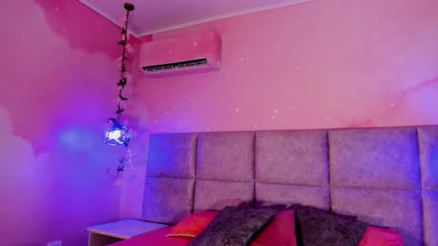 Snapshot of emiilygrace_ chatting on June 2026 11:42:02 AM Emiily Grace online show from June 2026 11:42:02 AM