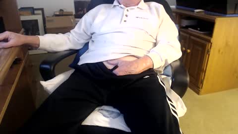 Terrance1st online show from December 2025 03:18:02 PM