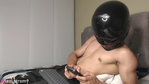 emile_239 online show from December 2024 03:50:02 AM