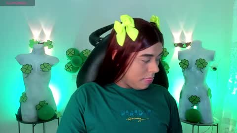 Emili roux online show from March 2026 09:56:02 AM