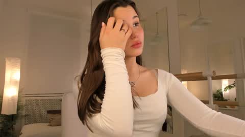 emilia_dream online show from January 2025 02:57:01 PM