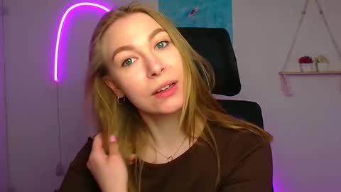 Emilia online show from April 2026 05:40:02 AM