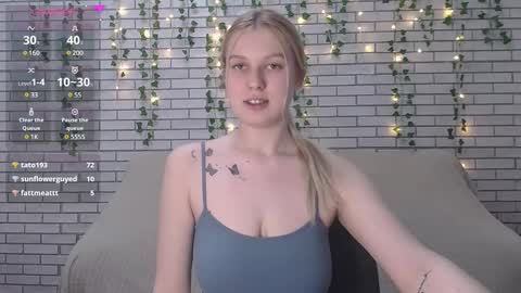 Amili online show from February 2025 03:05:02 PM