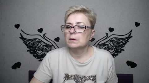 EmiliaGree online show from April 2026 05:10:01 PM