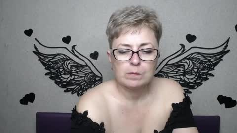 Snapshot of emiliagree chatting on April 2026 07:58:02 PM EmiliaGree online show from April 2026 07:58:02 PM