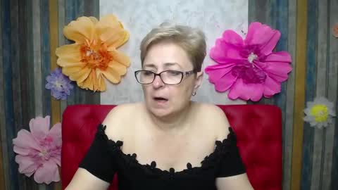 Snapshot of emiliagree chatting on May 2026 06:13:01 PM EmiliaGree online show from May 2026 06:13:01 PM