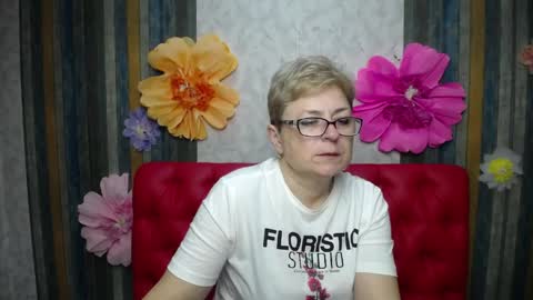Snapshot of emiliagree chatting on May 2026 05:18:02 PM EmiliaGree online show from May 2026 05:18:02 PM