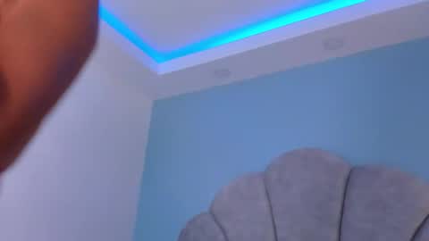 Snapshot of emiliee_xx chatting on March 2026 05:29:01 PM Emillie online show from March 2026 05:29:01 PM