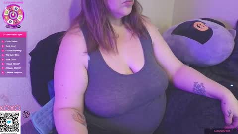 Snapshot of emiliefoxx chatting on December 2024 04:51:02 PM emilie foxx online show from December 2024 04:51:02 PM