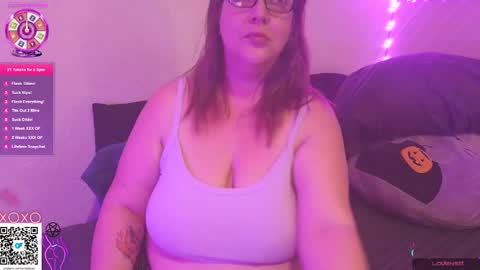 Snapshot of emiliefoxx chatting on December 2024 08:51:02 PM emilie foxx online show from December 2024 08:51:02 PM