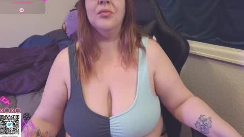 Snapshot of emiliefoxx chatting on March 2025 03:20:02 PM emilie foxx online show from March 2025 03:20:02 PM