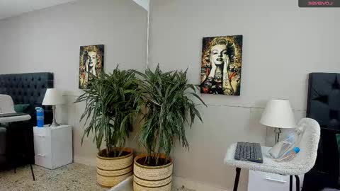 Emilio online show from October 2025 11:11:01 AM