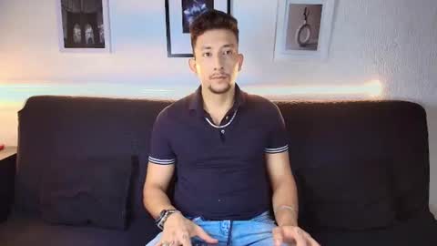 EMILIOCUM online show from June 2026 02:09:02 AM