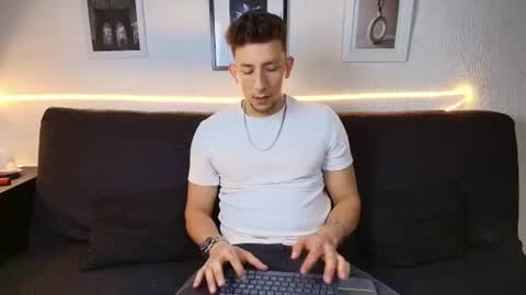 EMILIOCUM online show from July 2026 04:58:02 AM