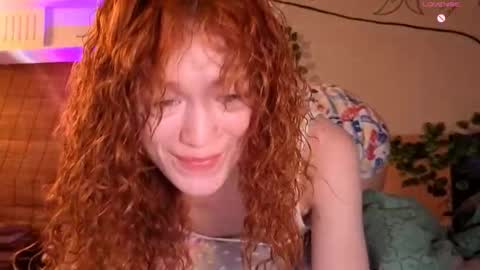 Snapshot of emiliyafox chatting on March 2026 01:29:02 AM Emi online show from March 2026 01:29:02 AM