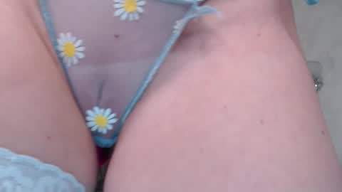 Emily online show from December 2025 07:55:01 PM