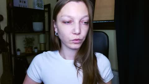 Emilly online show from February 2026 12:36:01 PM