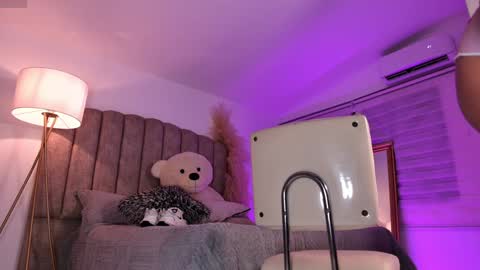  emily valentina     online show from March 2026 02:06:02 AM