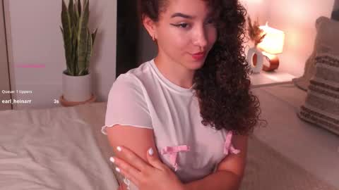 Juliana online show from November 2025 12:43:01 AM