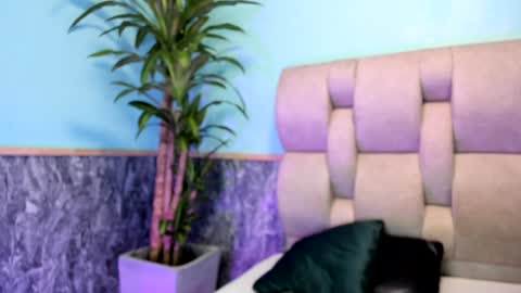 Emily online show from February 2025 05:29:02 PM