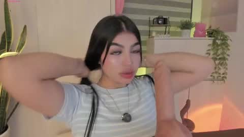 Snapshot of emily_kenner chatting on July 2026 12:00:01 PM EmilyKenner Independent model online show from July 2026 12:00:01 PM