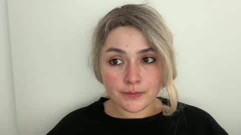 emily_morning_dew online show from October 2025 12:27:02 PM