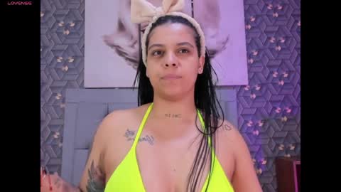 Emily online show from April 2026 04:12:01 AM