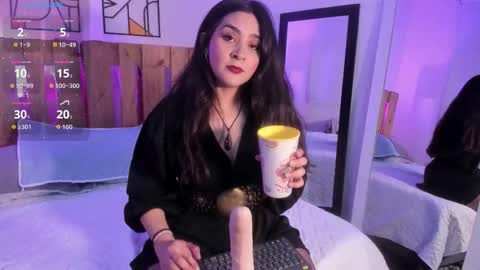 Emilly online show from March 2026 08:13:02 PM