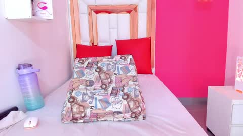 Emily online show from January 2025 03:04:01 PM